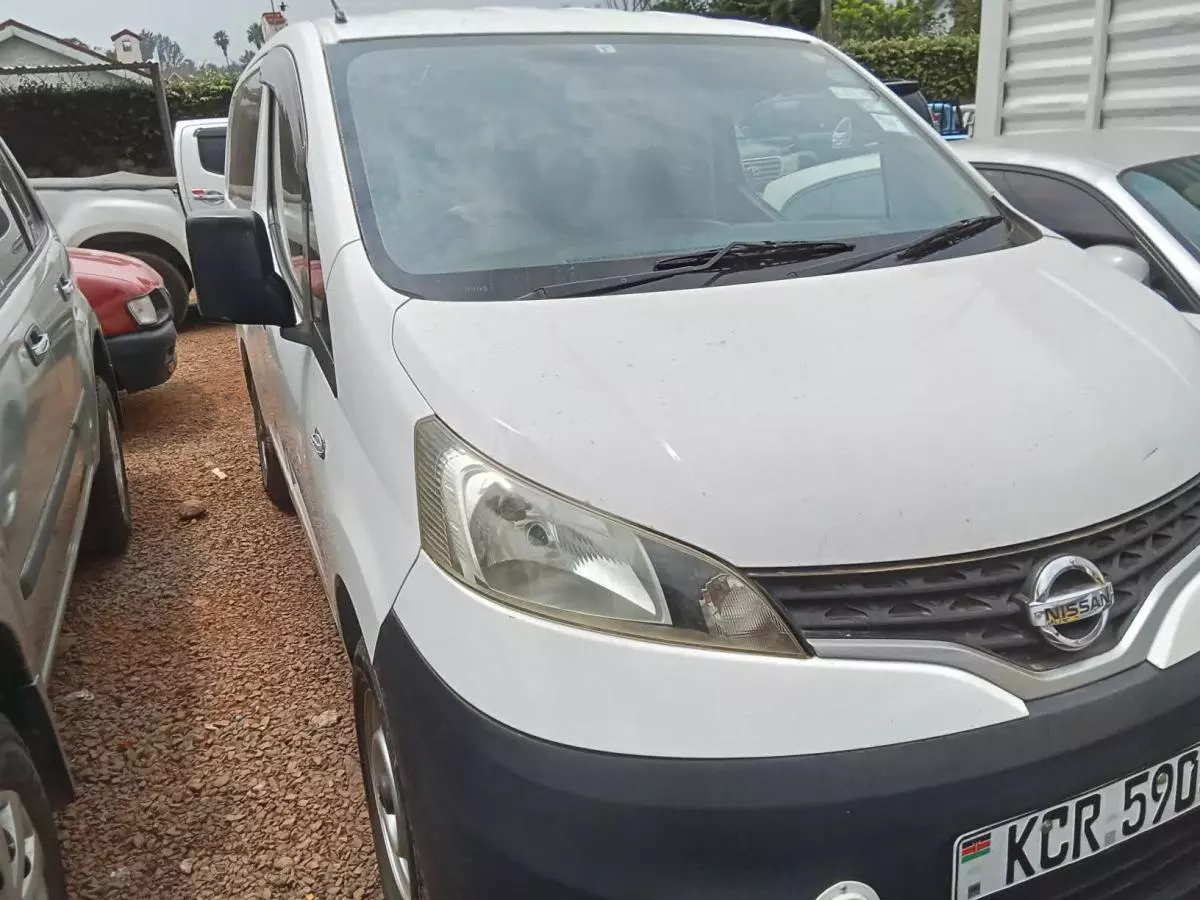 Nissan NV200   - 2011