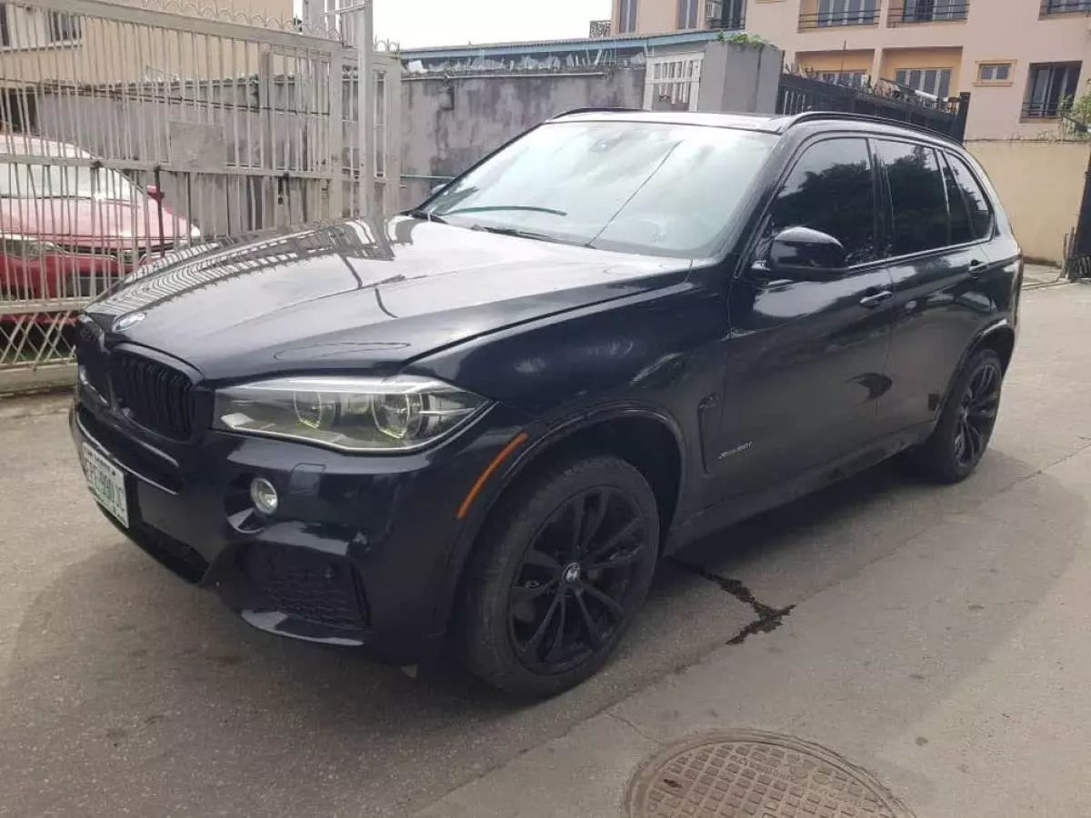 BMW X5   - 2015