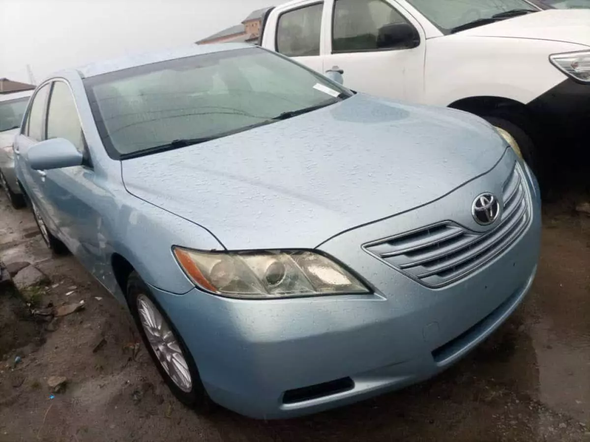 Toyota Camry - 2007