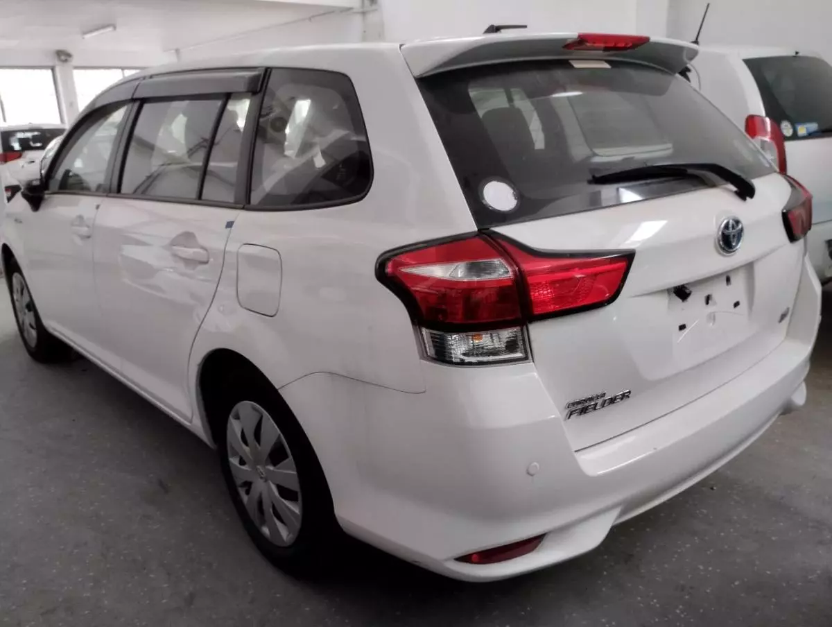 Toyota Fielder  - 2015
