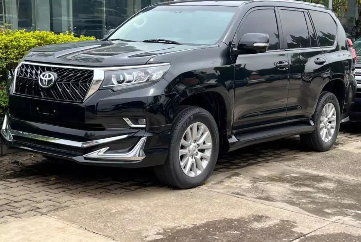 Toyota Landcruiser Prado   - 2016