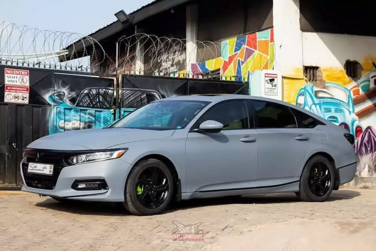 Honda Accord   - 2018