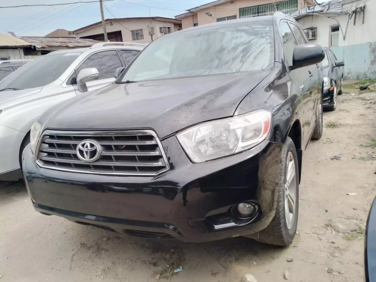 Toyota Highlander   - 2008