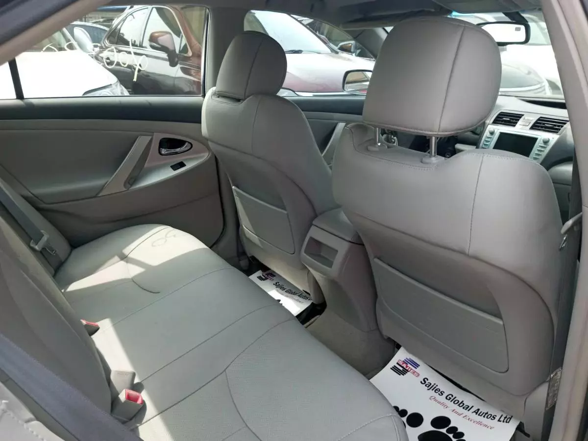Toyota Camry - 2007