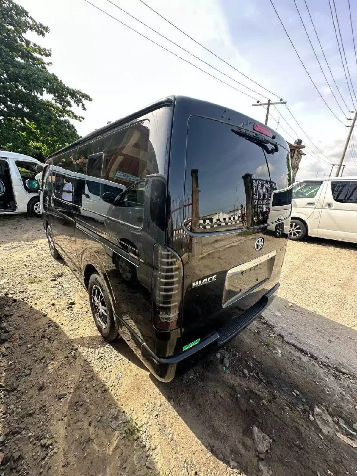 Toyota Hiace   - 2013