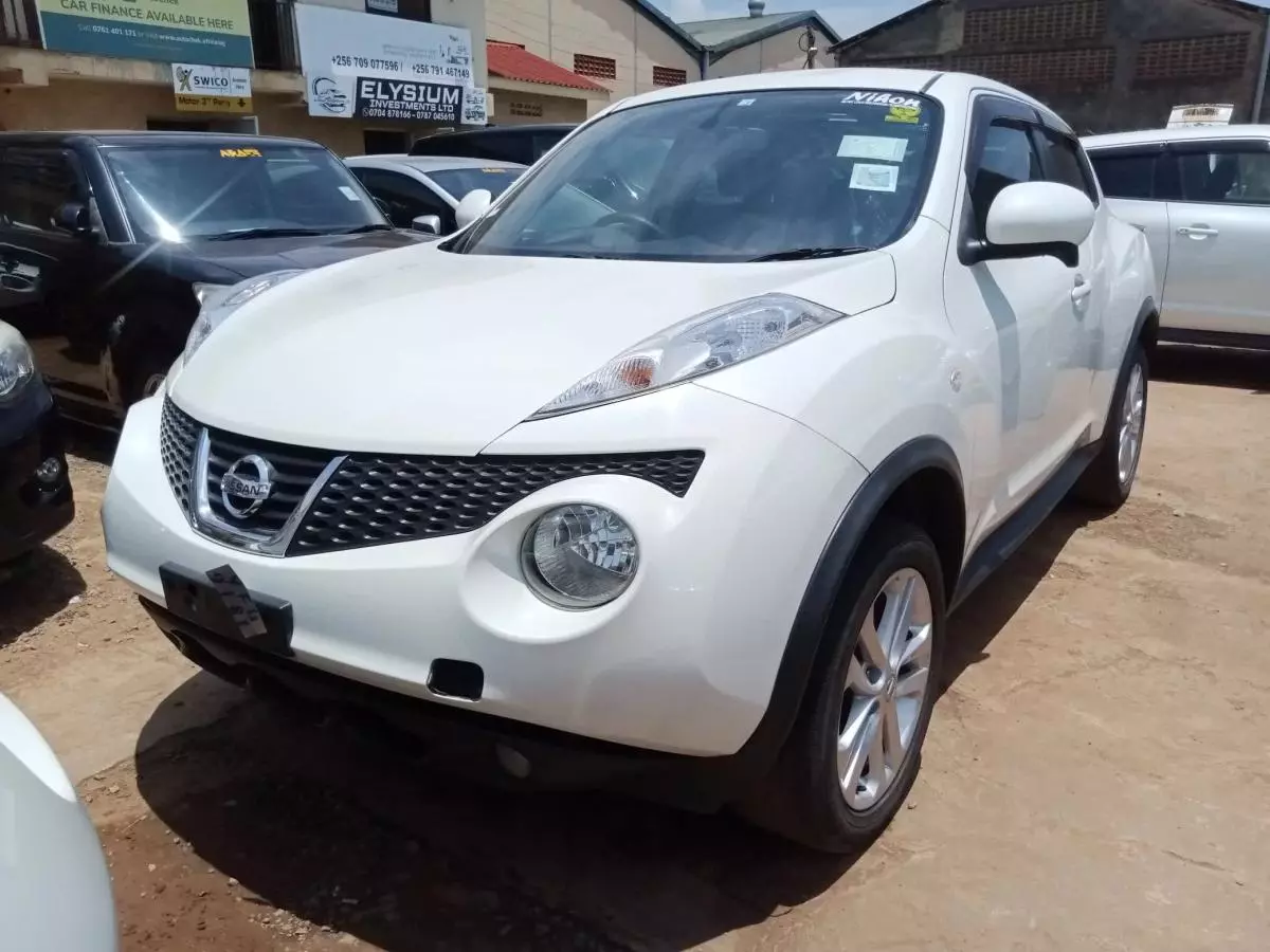 Nissan Juke   - 2014