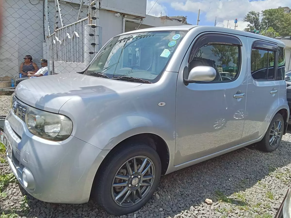 Nissan Cube   - 2015