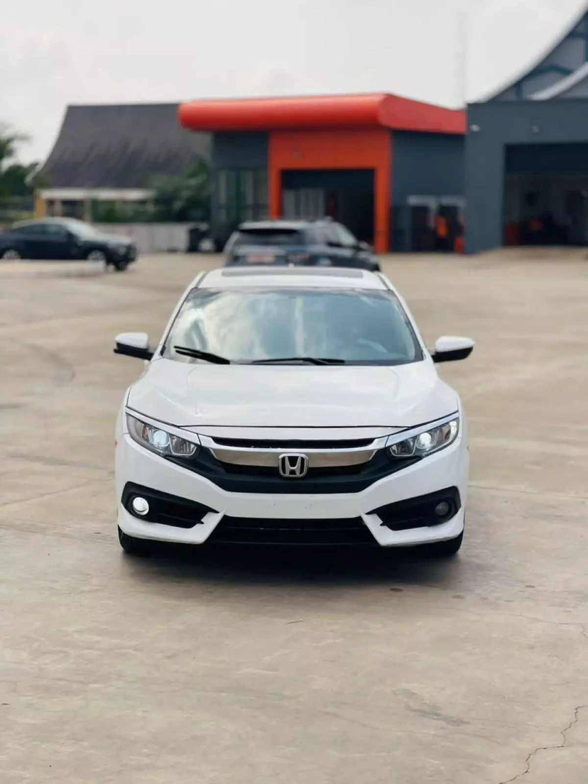 Honda Civic   - 2016