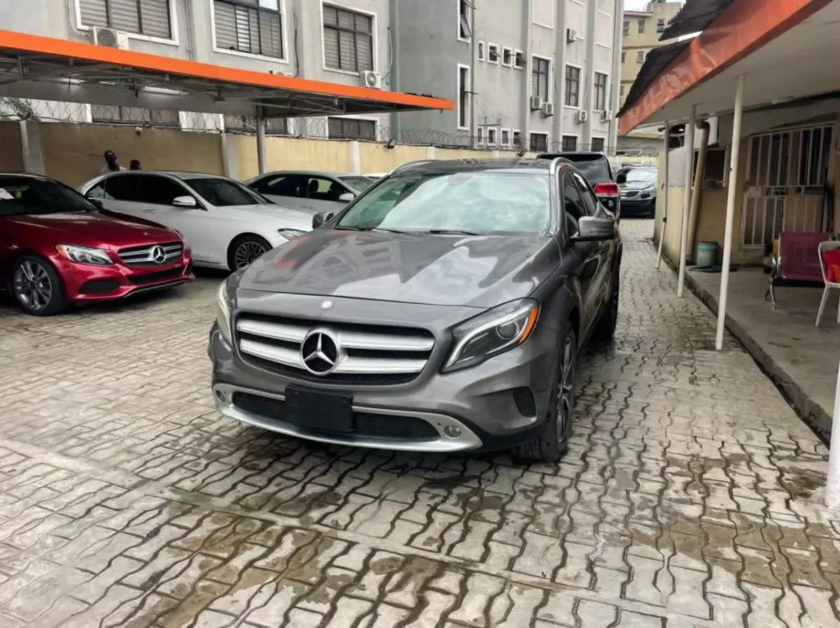 Mercedes-Benz GLA 250   - 2015