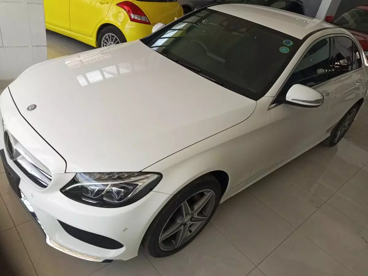 Mercedes-Benz C 200 - 2015