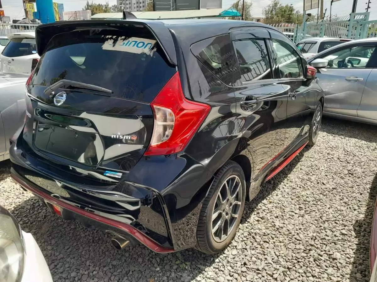 Nissan Note Nismo - 2015