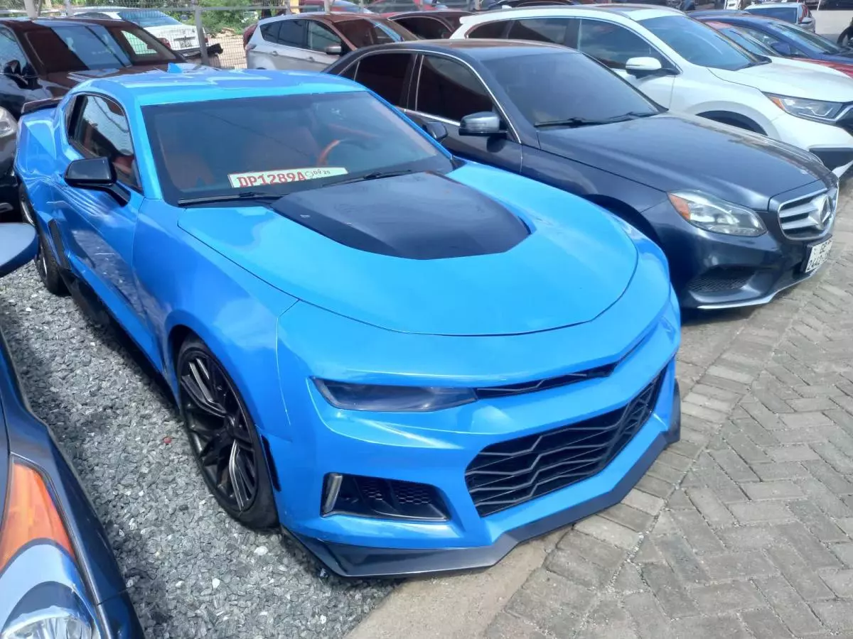 Chevrolet Camaro   - 2016