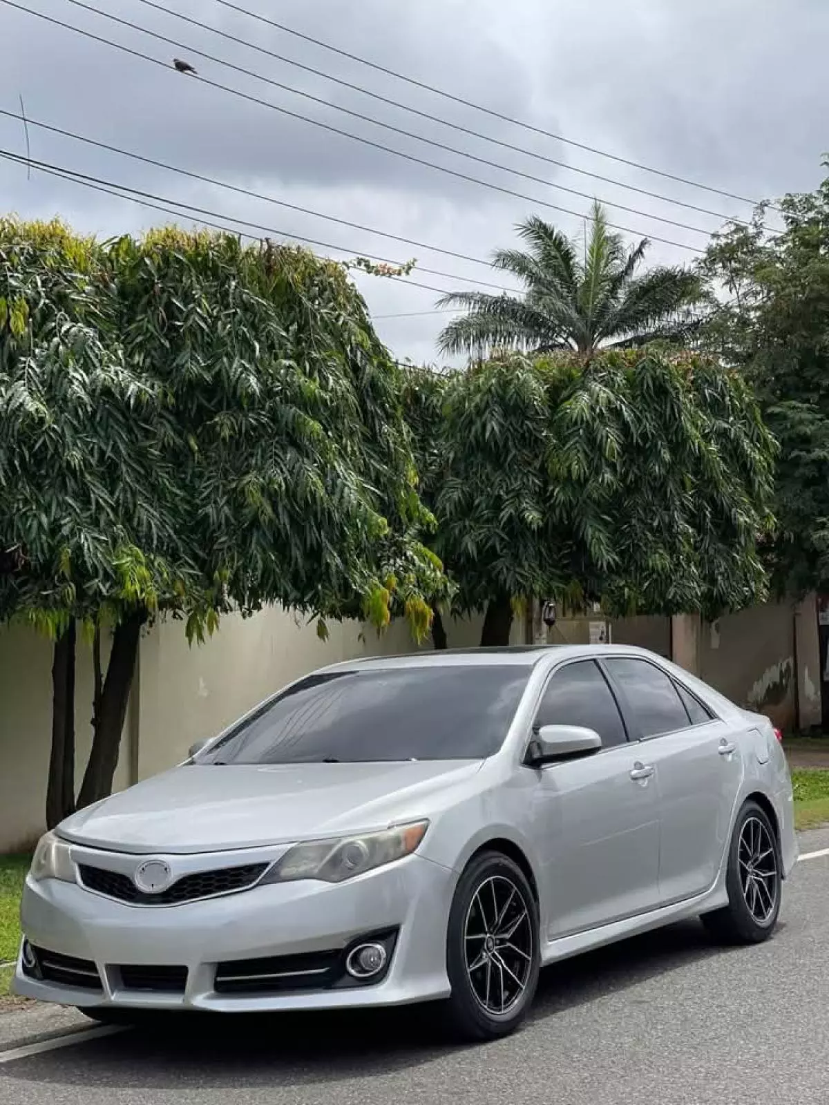 Toyota Camry   - 2014