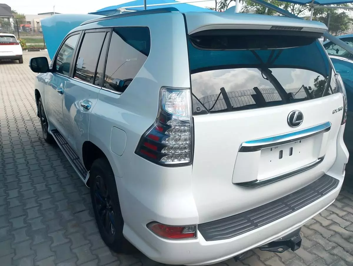 Lexus GX 460   - 2020