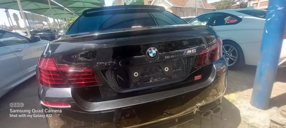 BMW M5   - 2016