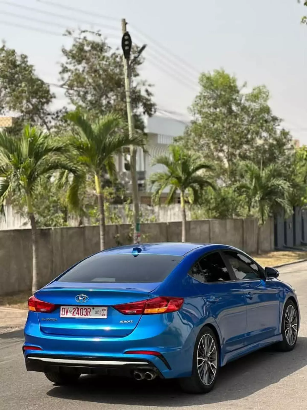 Hyundai Elantra   - 2018