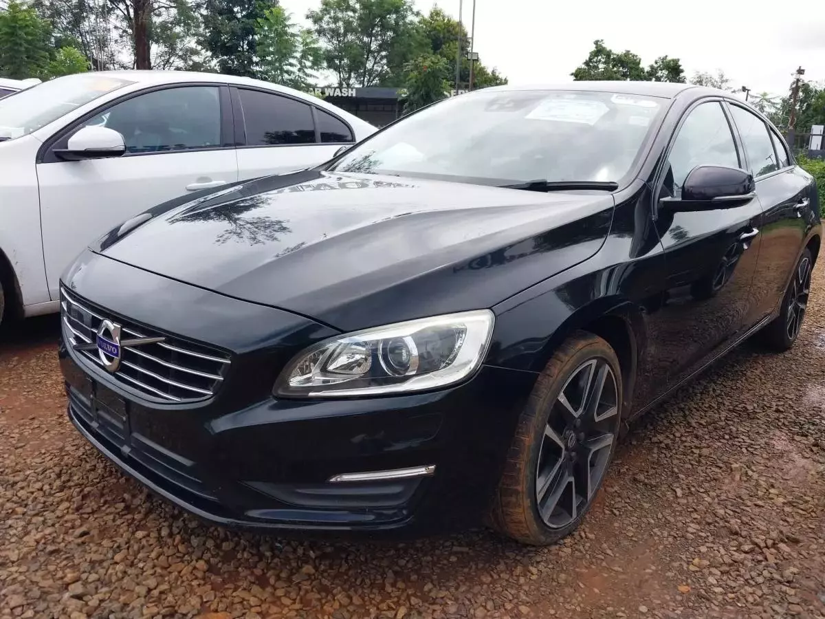 Volvo S60   - 2017