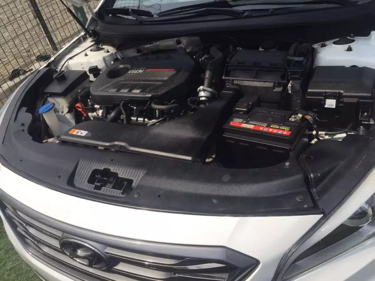 Hyundai Sonata - 2015