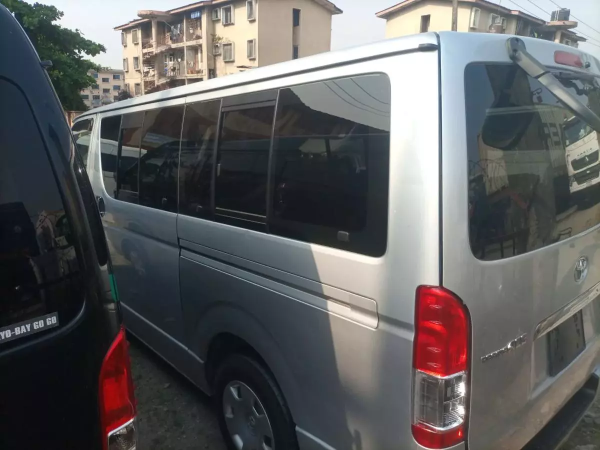 Toyota Hiace - 2007