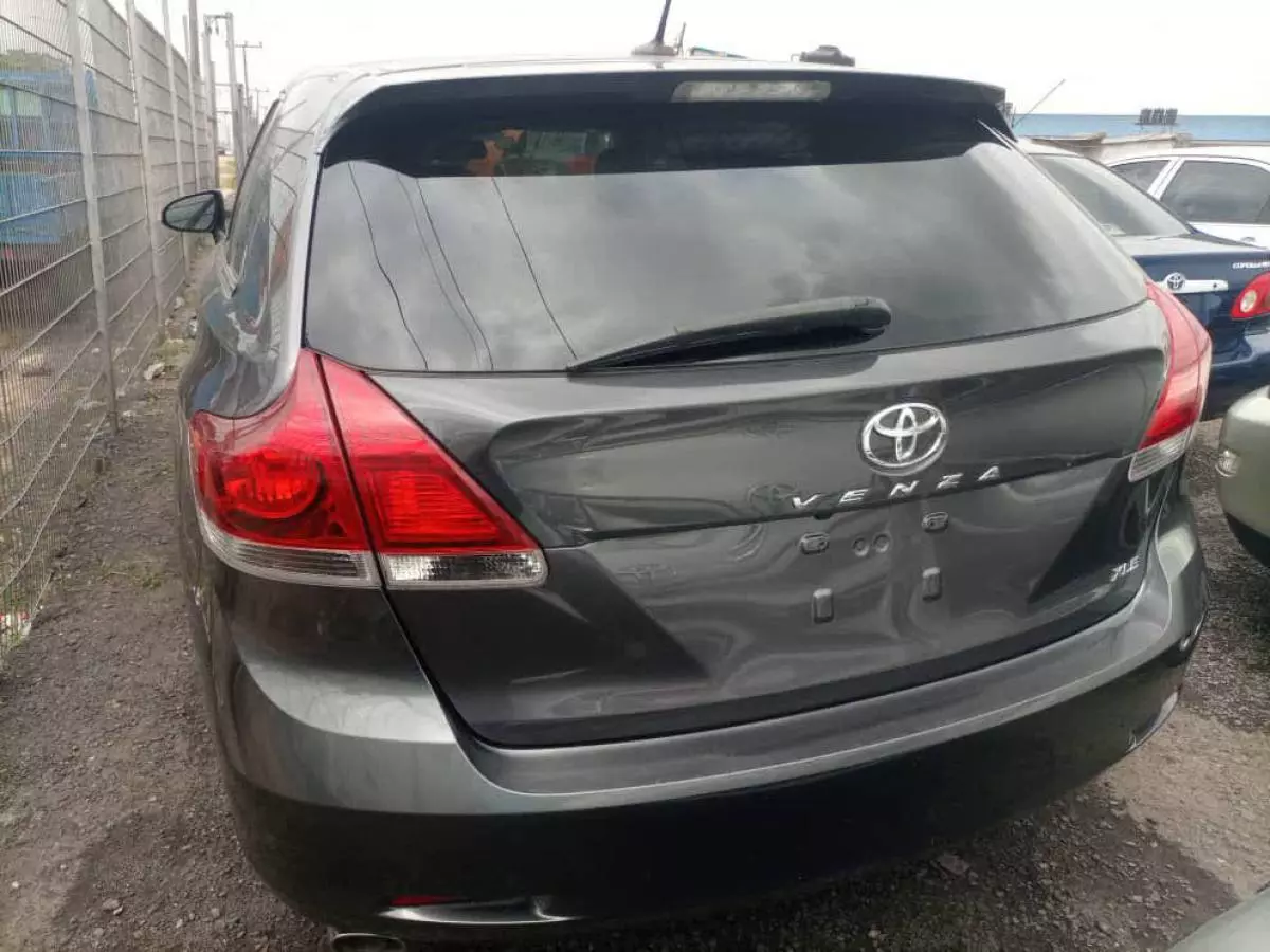 Toyota Venza - 2015