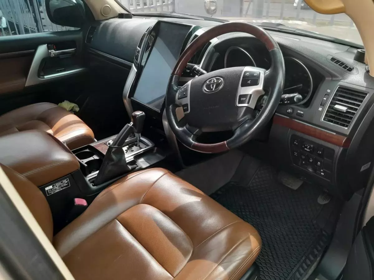 Toyota Landcruiser ZX - 2015