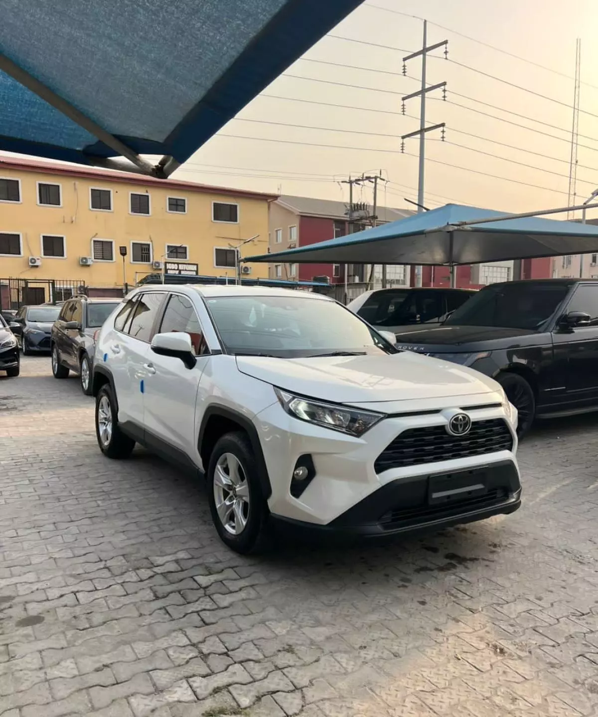 Toyota RAV 4   - 2020