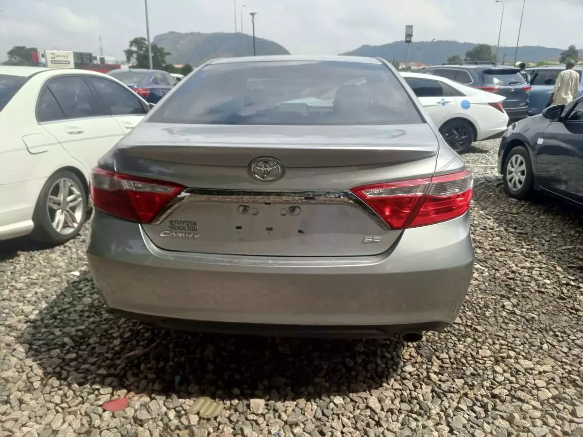 Toyota Camry   - 2015