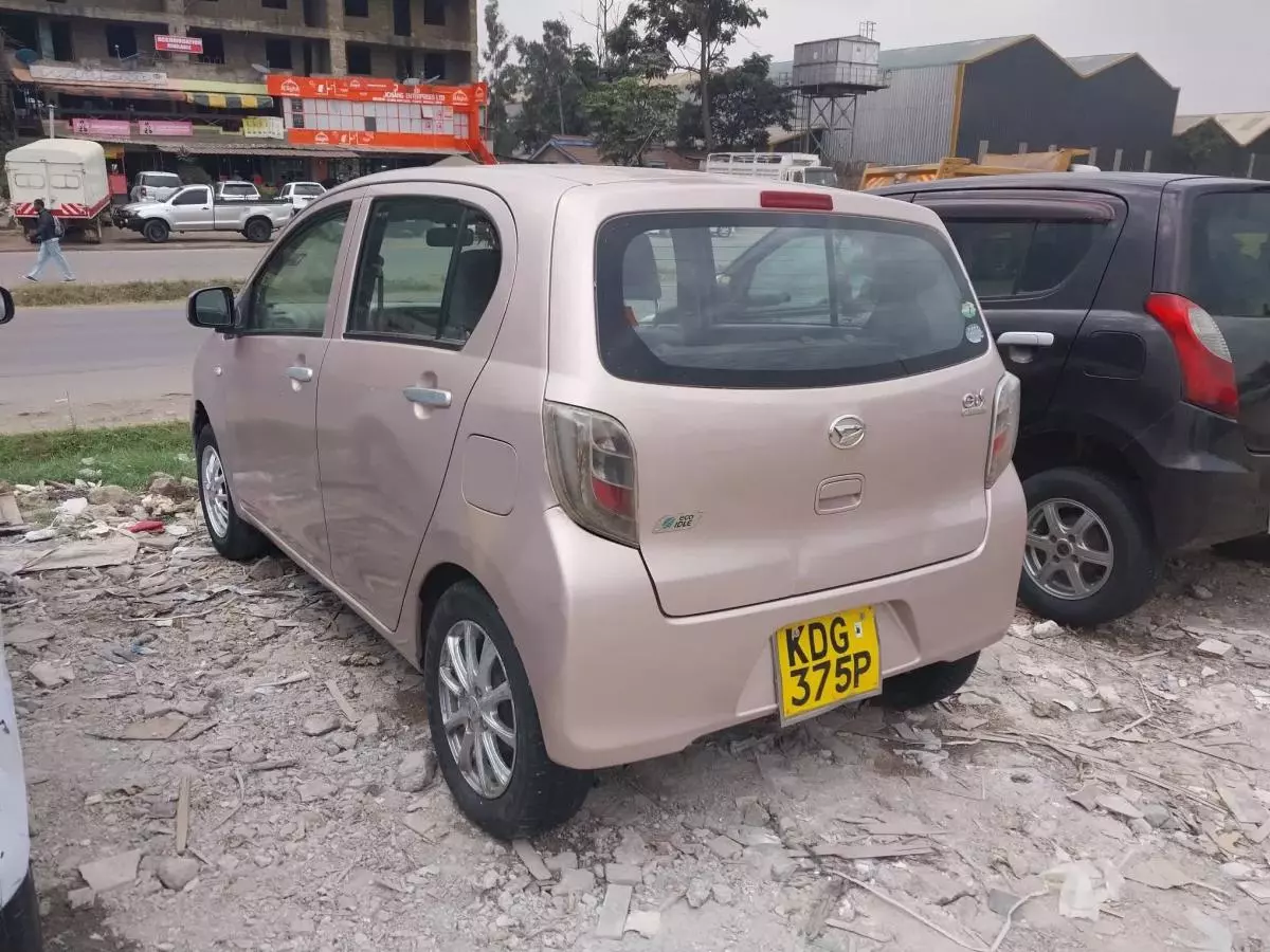 Daihatsu Mira    - 2014