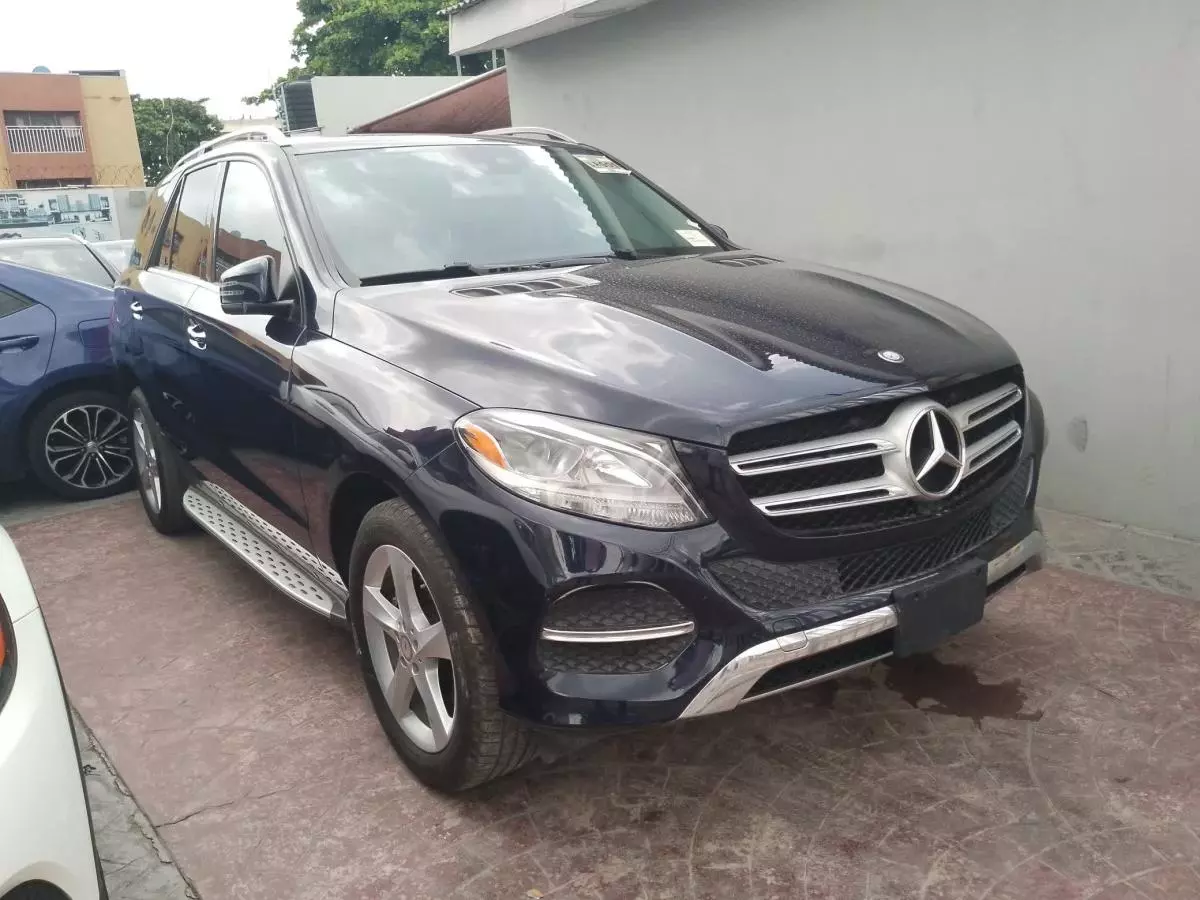 Mercedes-Benz GLE 350   - 2016