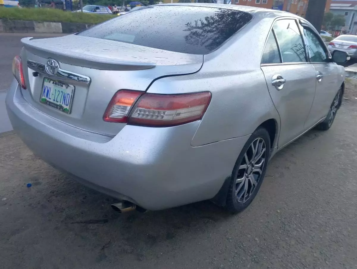 Toyota Camry   - 2007