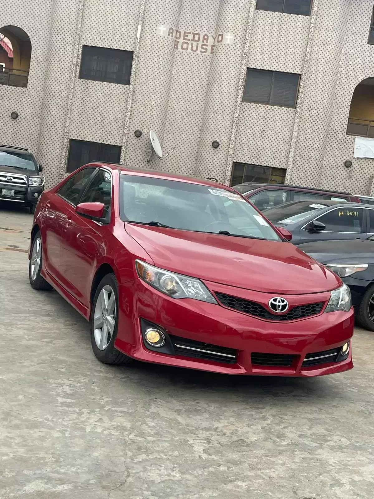 Toyota Camry   - 2013