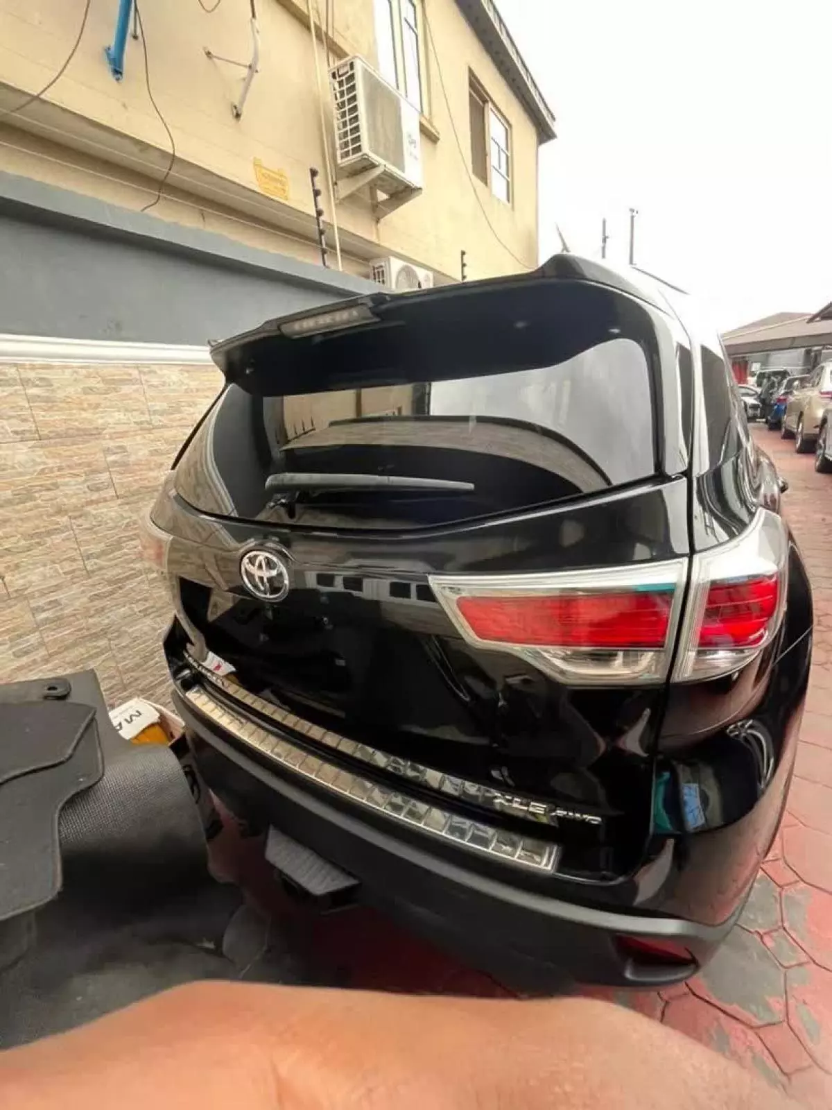 Toyota Highlander   - 2015