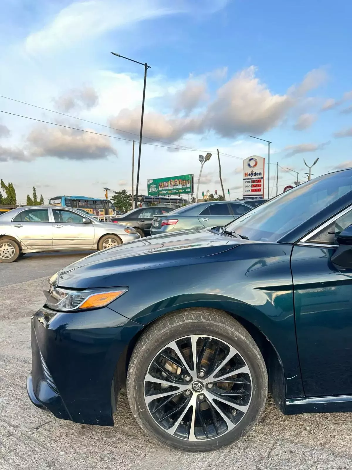 Toyota Camry   - 2018