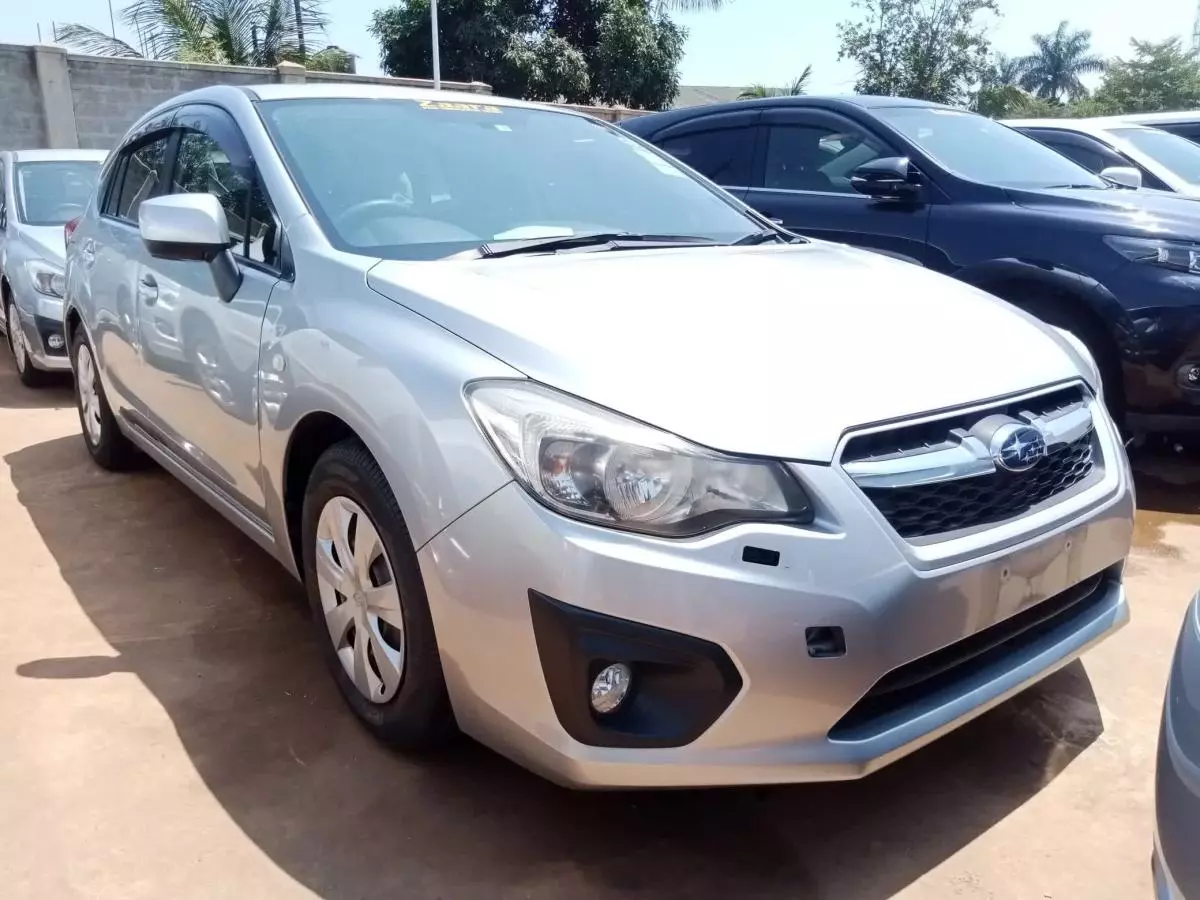 Subaru Impreza   - 2014