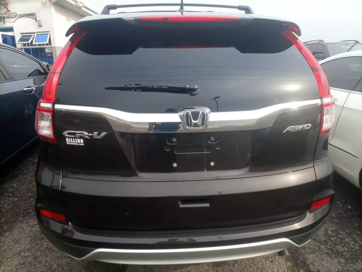 Honda CR-V   - 2015