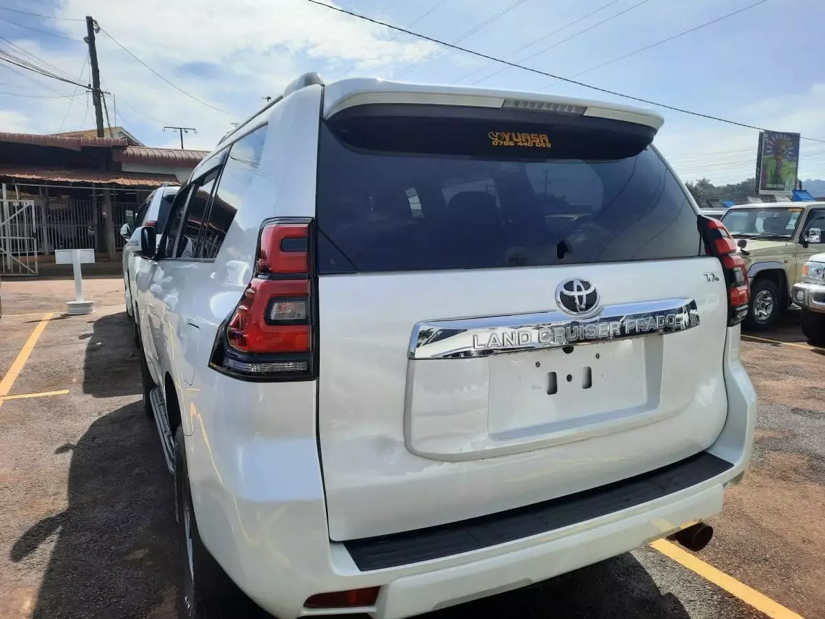 Toyota Landcruiser prado TX - 2019
