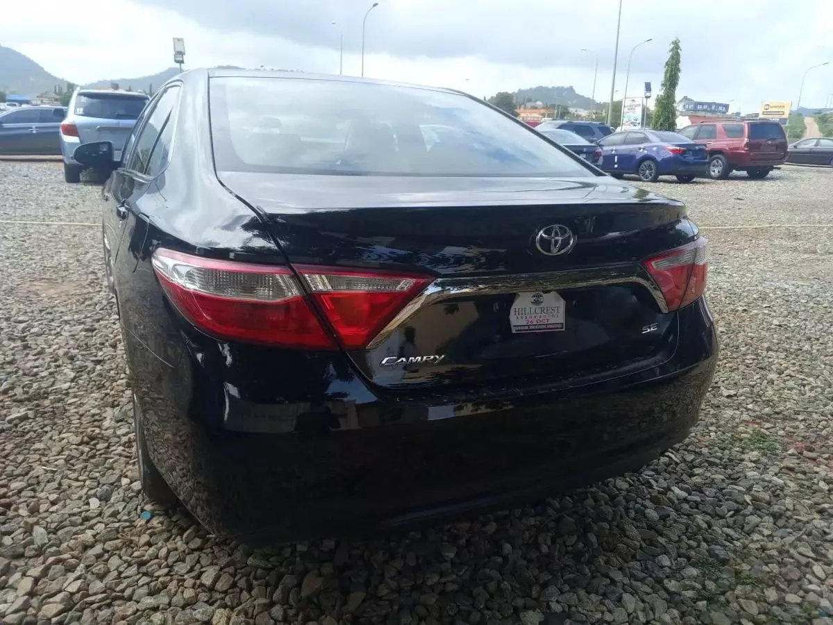 Toyota Camry   - 2015