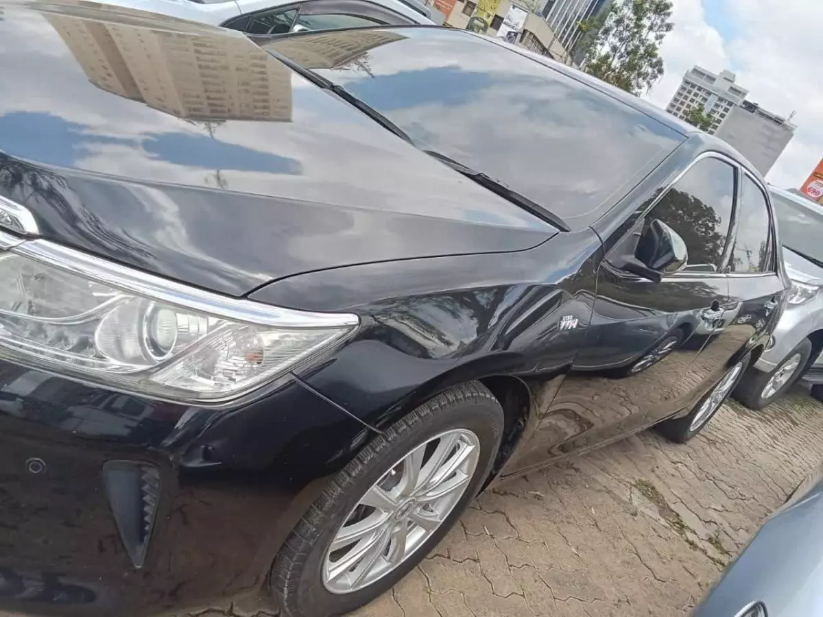 Toyota Camry   - 2015