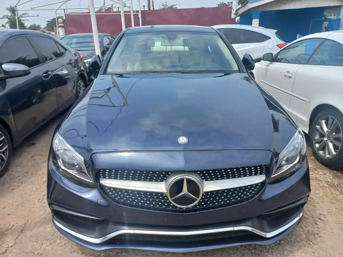 Mercedes-Benz C 300 - 2017