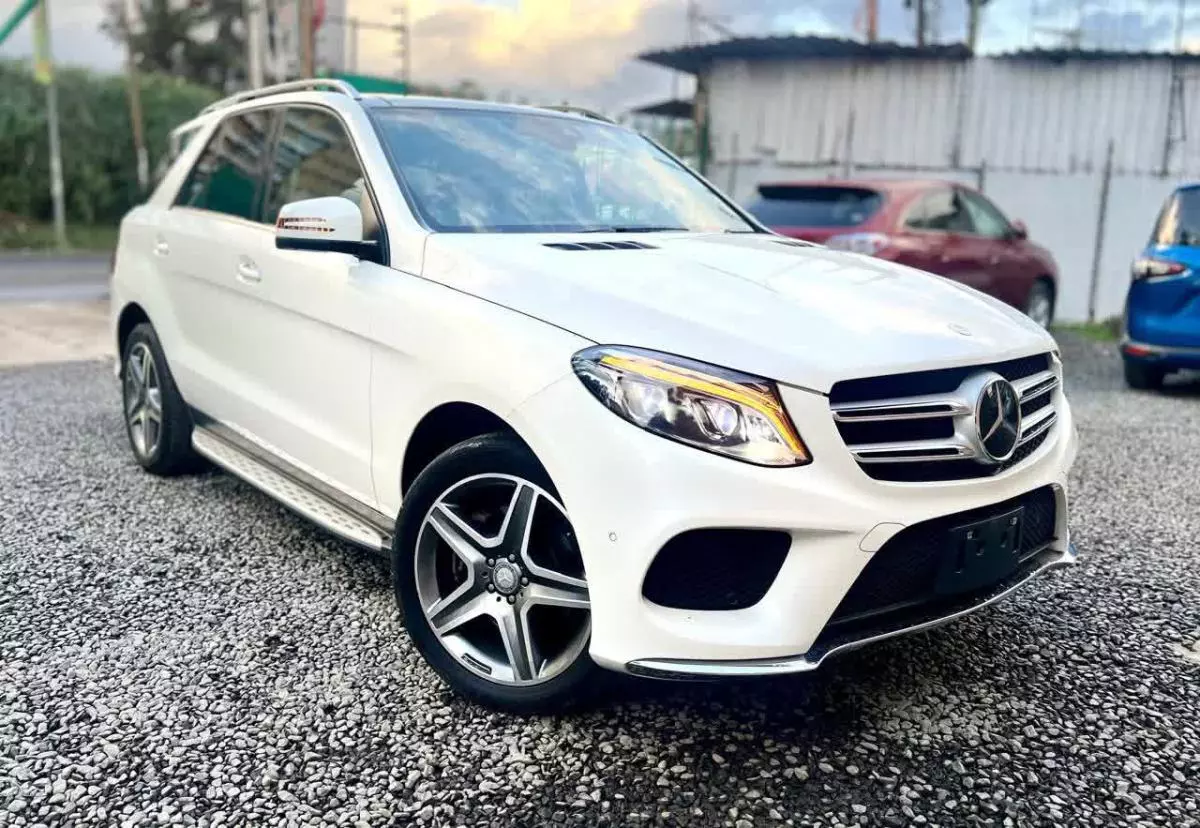 Mercedes-Benz GLE 350   - 2016