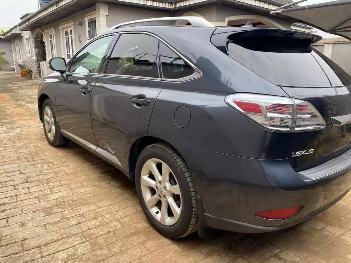 Lexus RX 350   - 2010