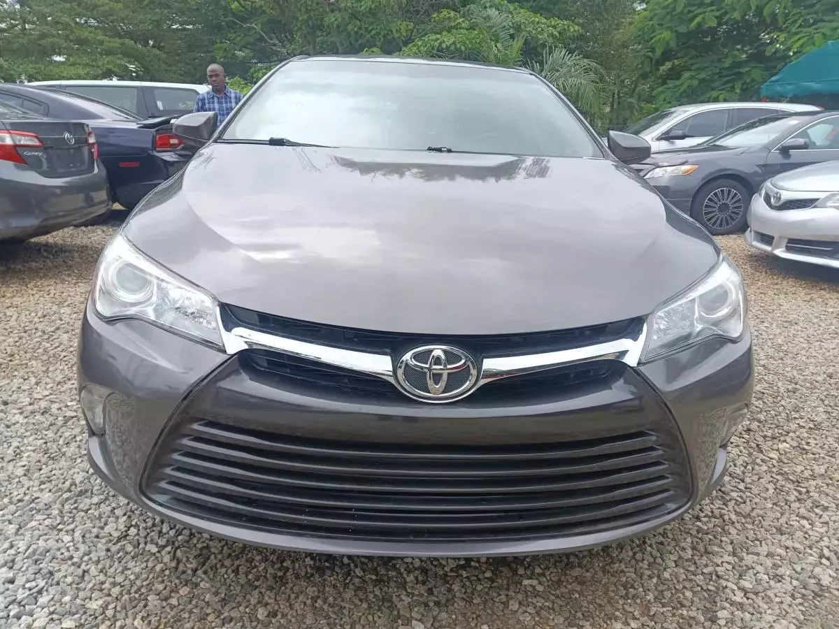 Toyota Camry   - 2017