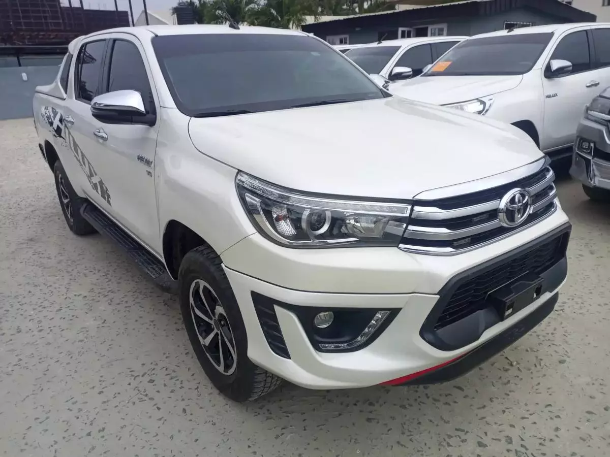 Toyota Hilux - 2018
