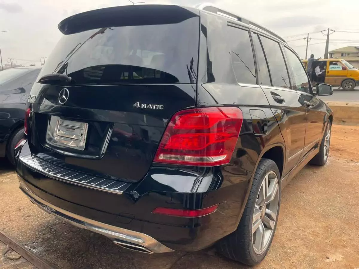 Mercedes-Benz GLK 350   - 2013