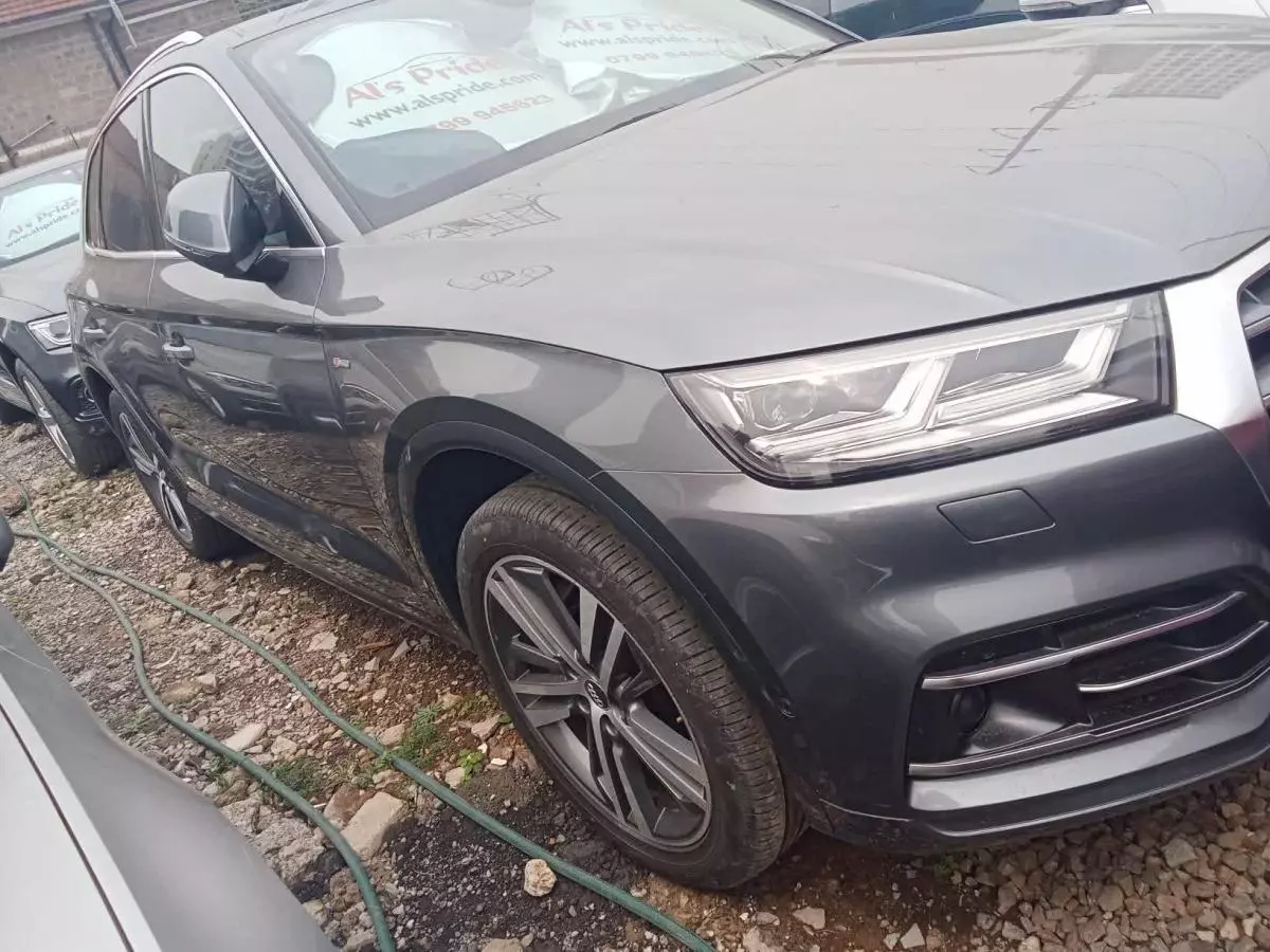 Audi Q5   - 2017