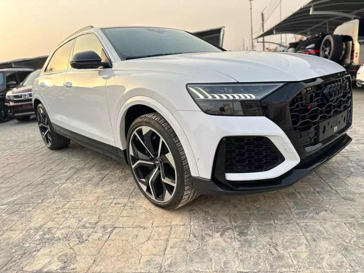 Audi Q8   - 2023