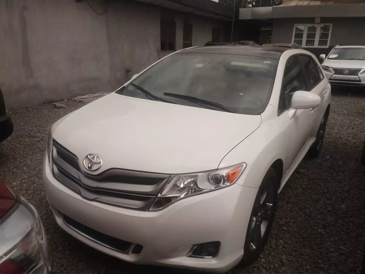 Toyota Venza   - 2010