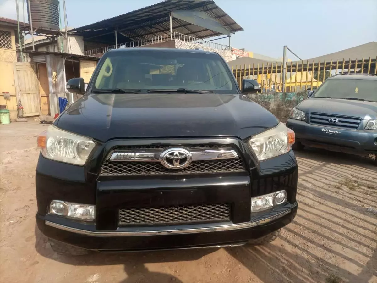 Toyota 4-Runner - 2013