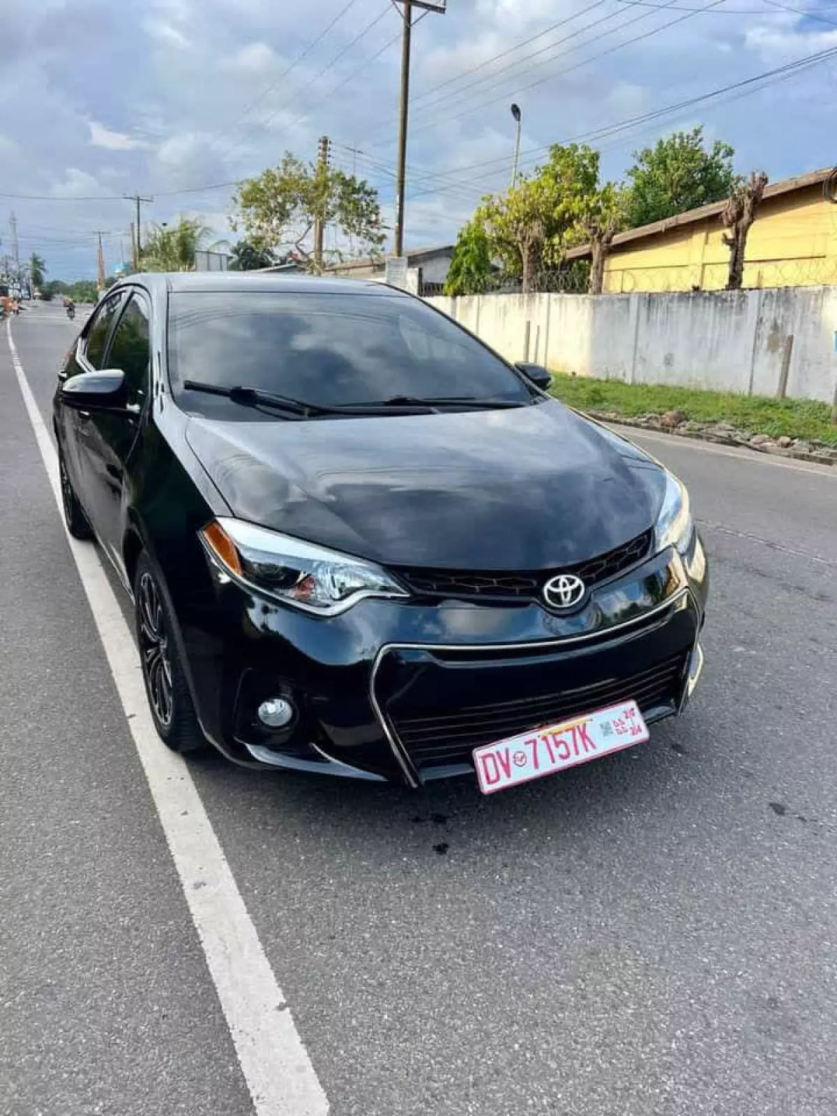 Toyota Corolla   - 2015