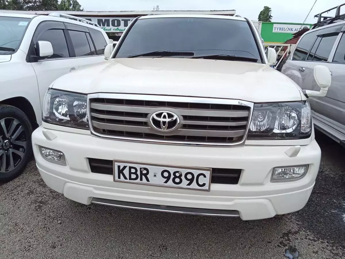 Toyota Landcruiser Vx V8    - 2005